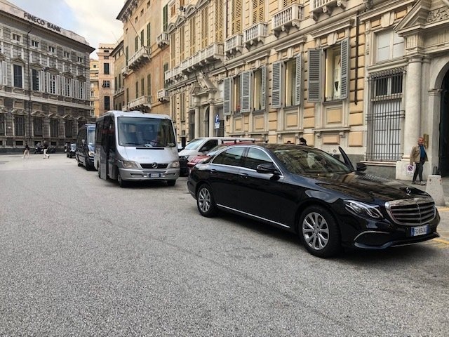 Pullman noleggio Genova 50 posti